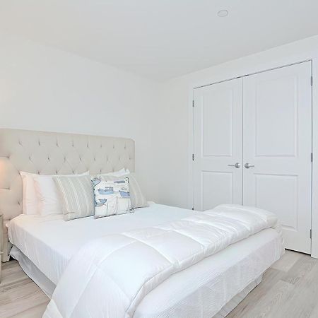 Downtown Plymouth Waterfront Luxury Condos Bagian luar foto