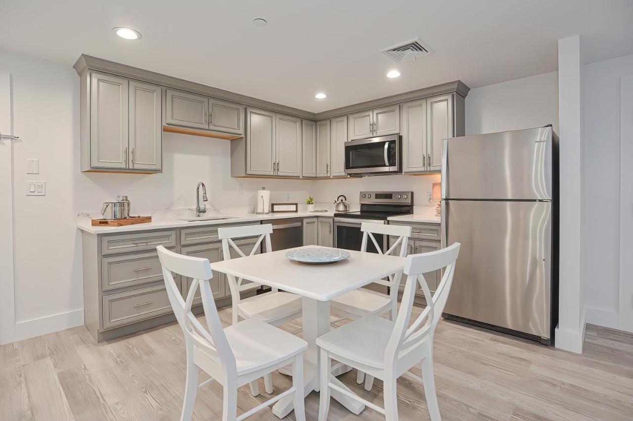 Downtown Plymouth Waterfront Luxury Condos Bagian luar foto